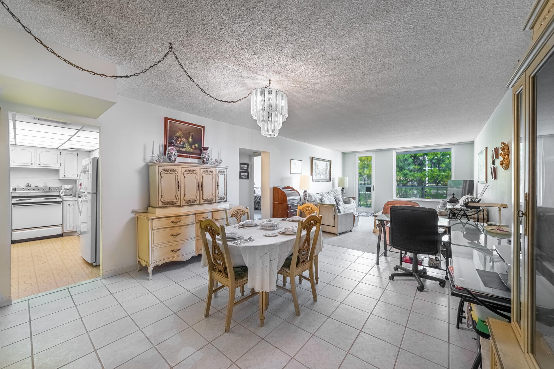 3450 S Ocean Boulevard 206, Palm Beach, FL 33480 in Palm Beach - property photo 3