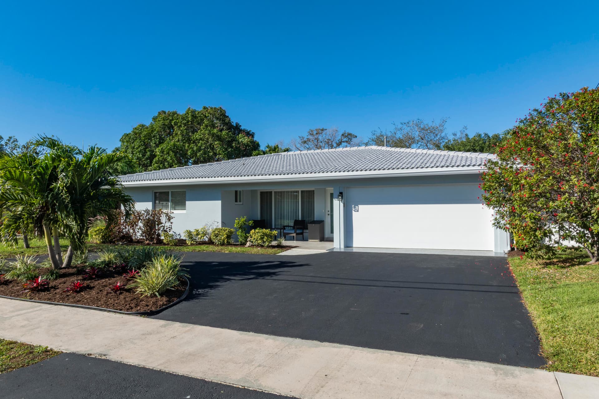 421 SE 5 Terrace, Pompano Beach, FL 33060 in Pompano Beach - property photo 5