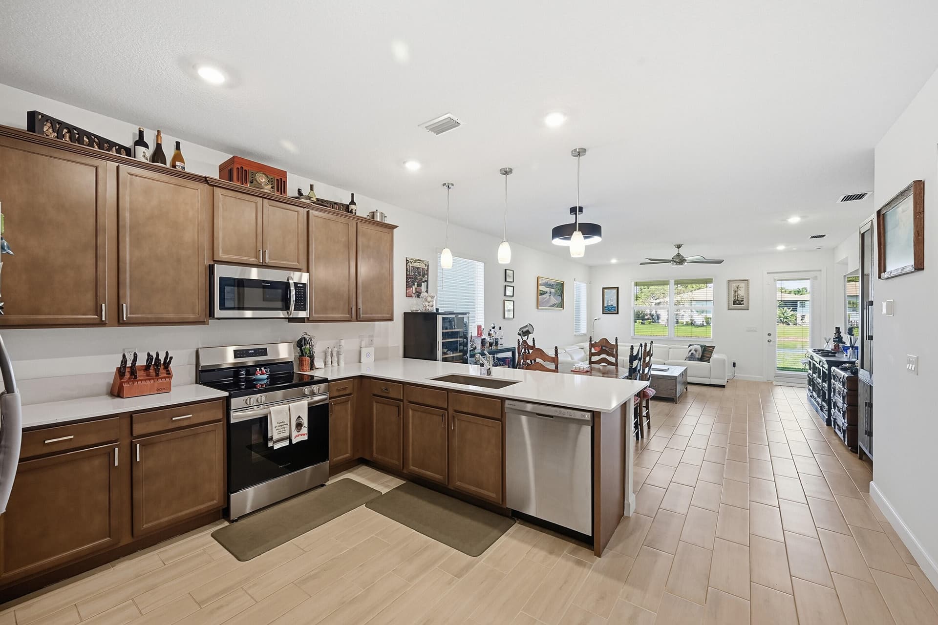 5689 Graceful Way, Delray Beach, FL 33484 in Delray Beach - property photo 8