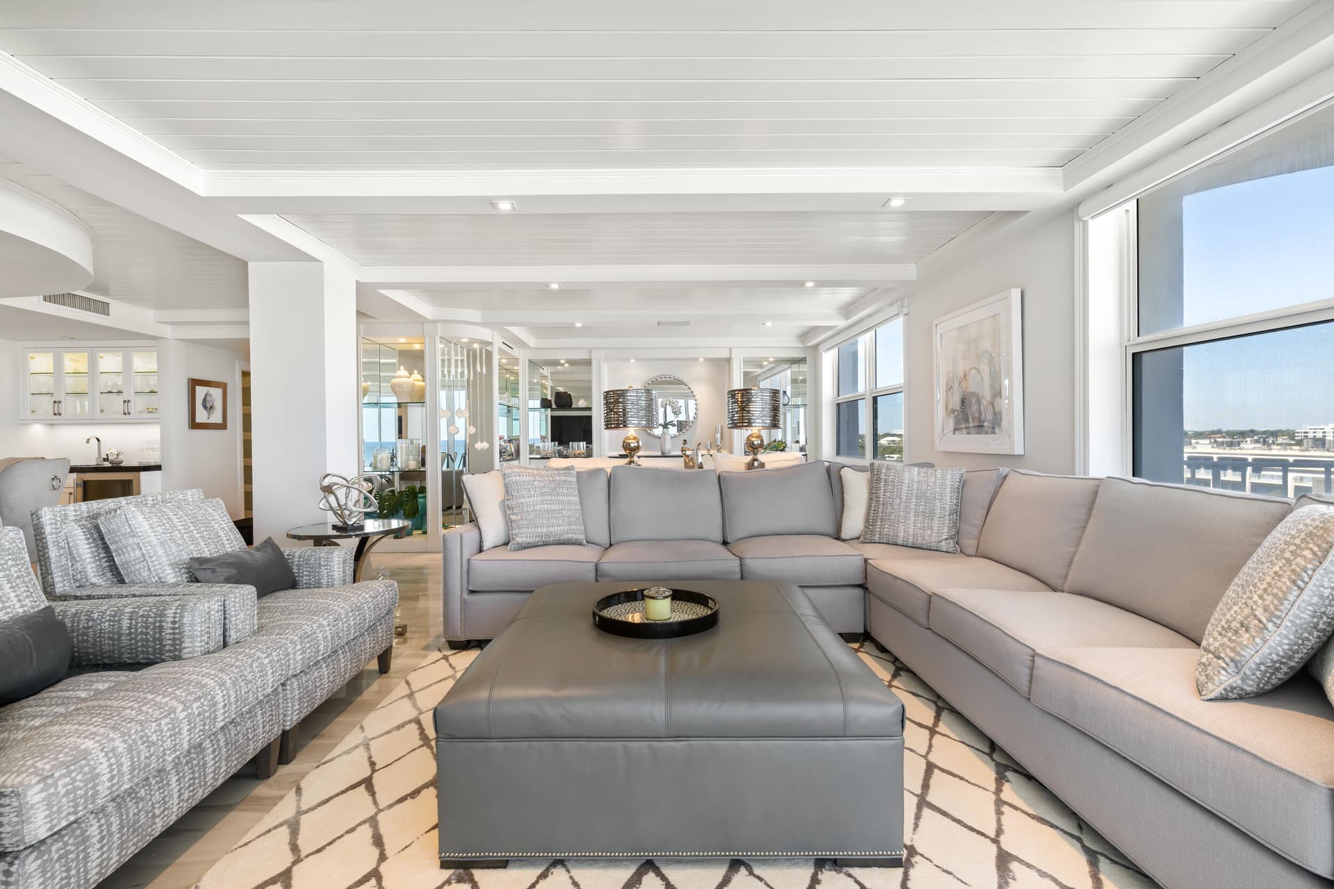 2295 S Ocean Boulevard 625, Palm Beach, FL 33480 in Palm Beach - property photo 4