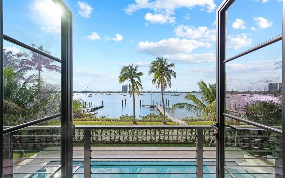 1260 N Lake Way, Palm Beach, FL 33480 in Palm Beach - property photo 4