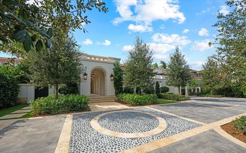 1260 N Lake Way, Palm Beach, FL 33480 in Palm Beach - property photo 7