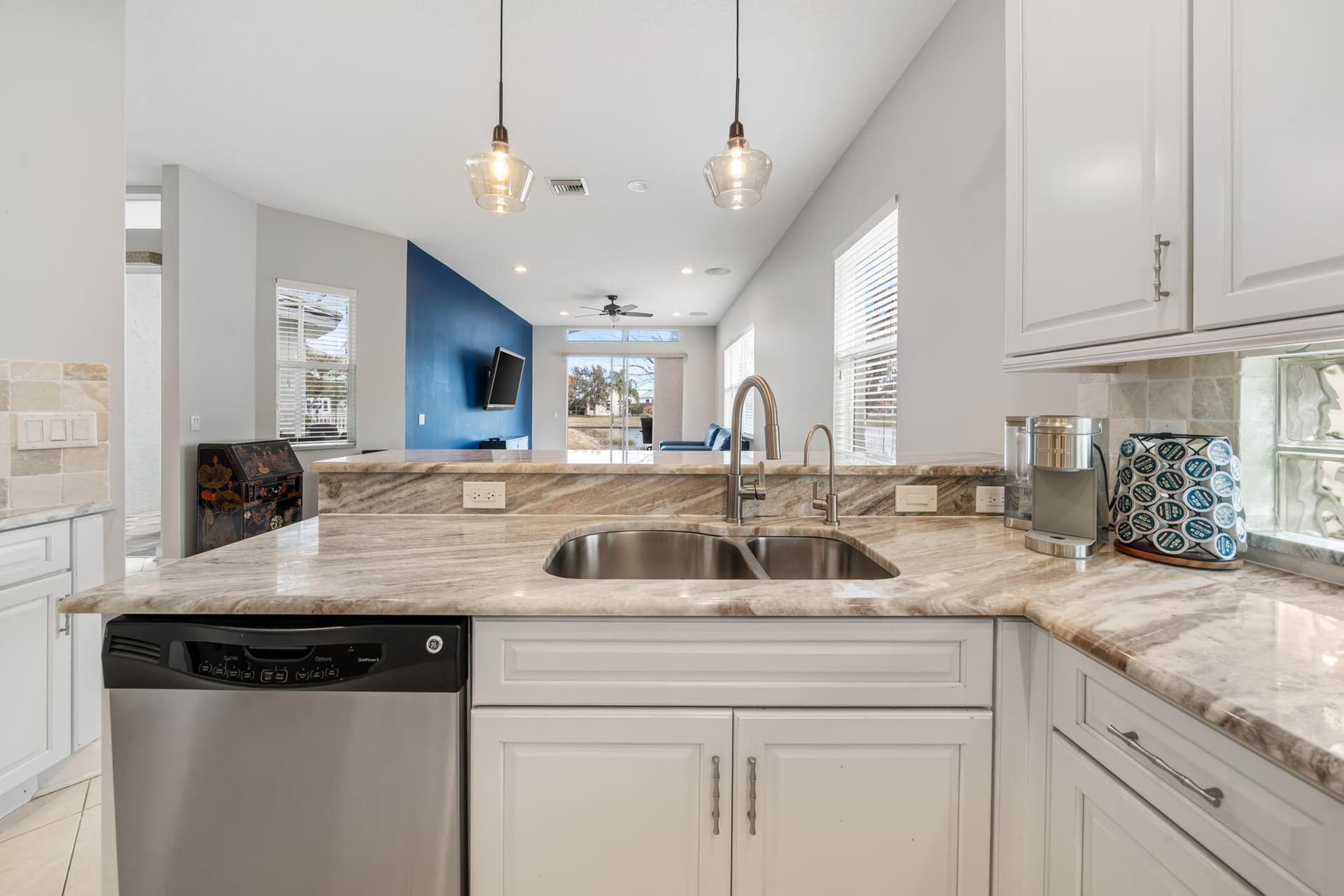 104 NW Willow Grove Avenue, Port St. Lucie, FL 34986 in Port St. Lucie - property photo 8