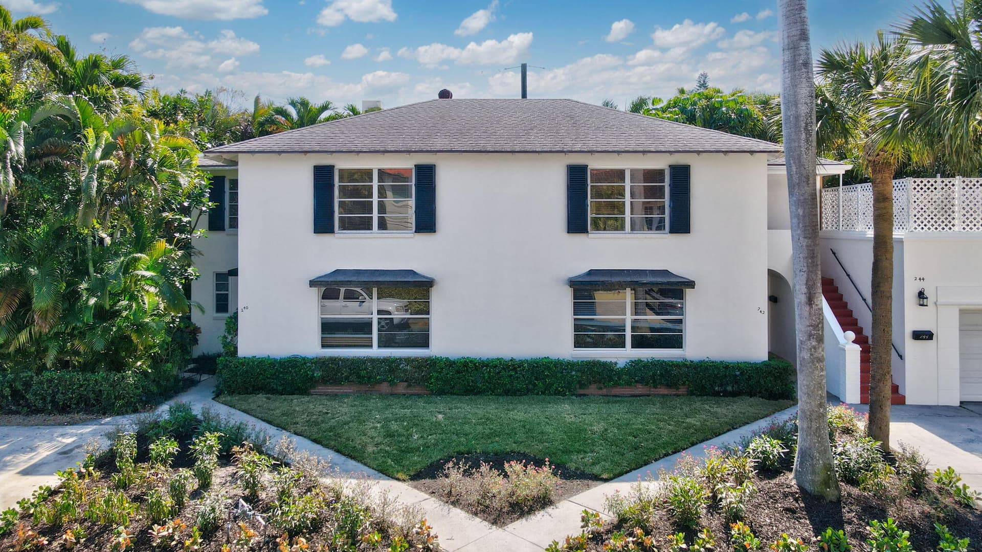 240 Oleander Avenue, Palm Beach, FL 33480 in Palm Beach - property photo 4