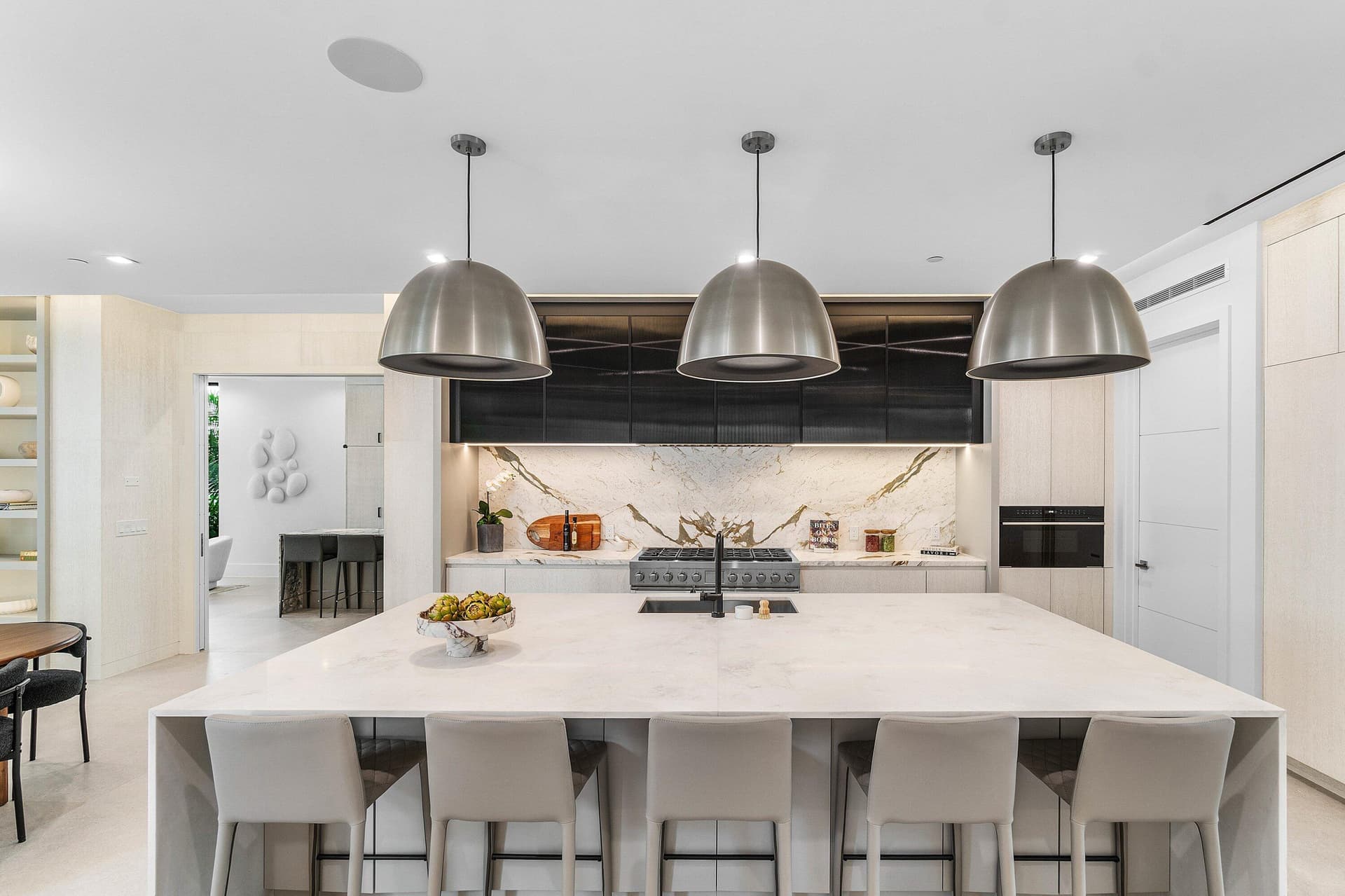 810 Palm Trail, Delray Beach, FL 33483 in Delray Beach - property photo 8