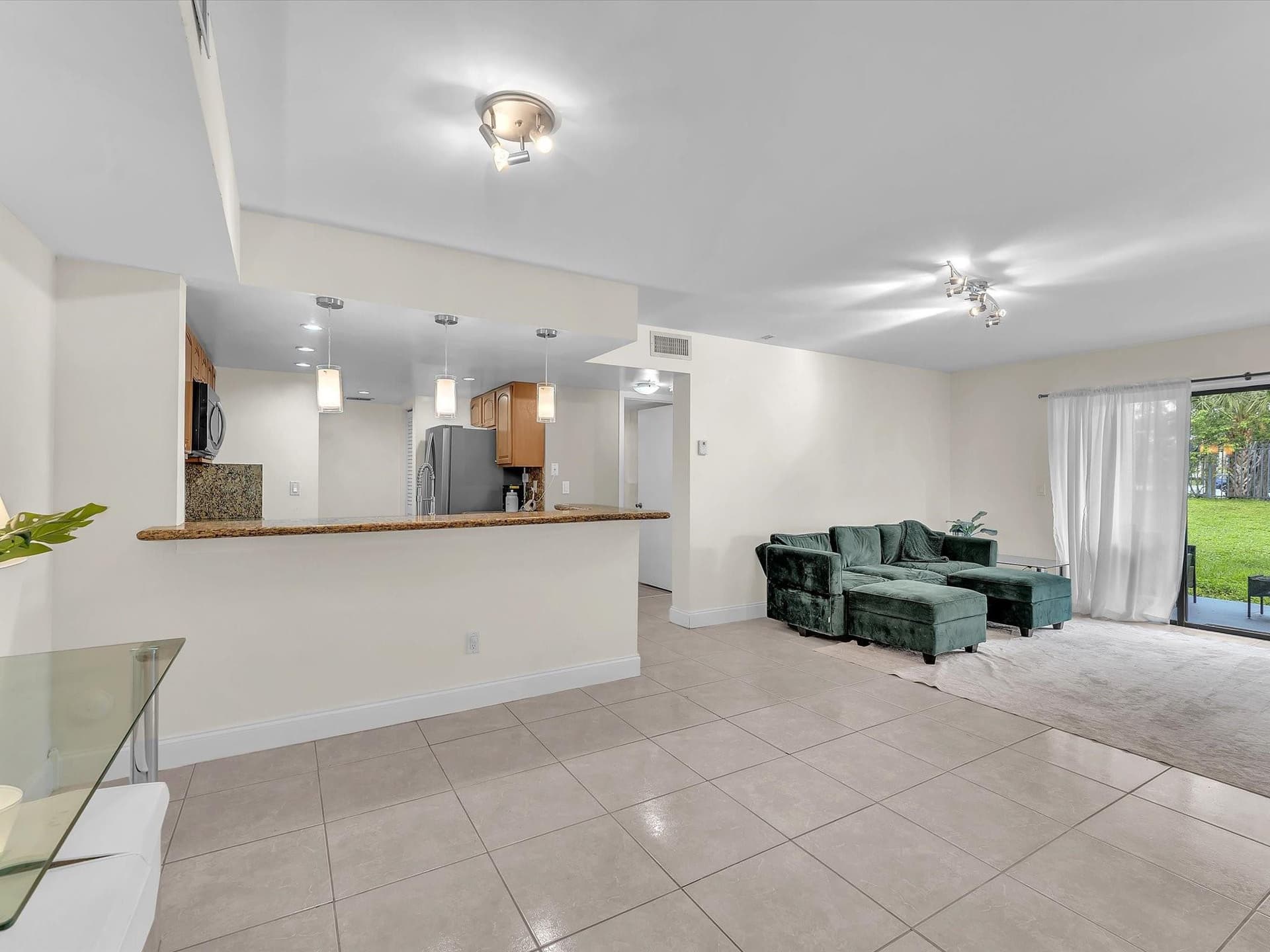 9022 W Atlantic Boulevard 213, Coral Springs, FL 33071 in Coral Springs - property photo 6