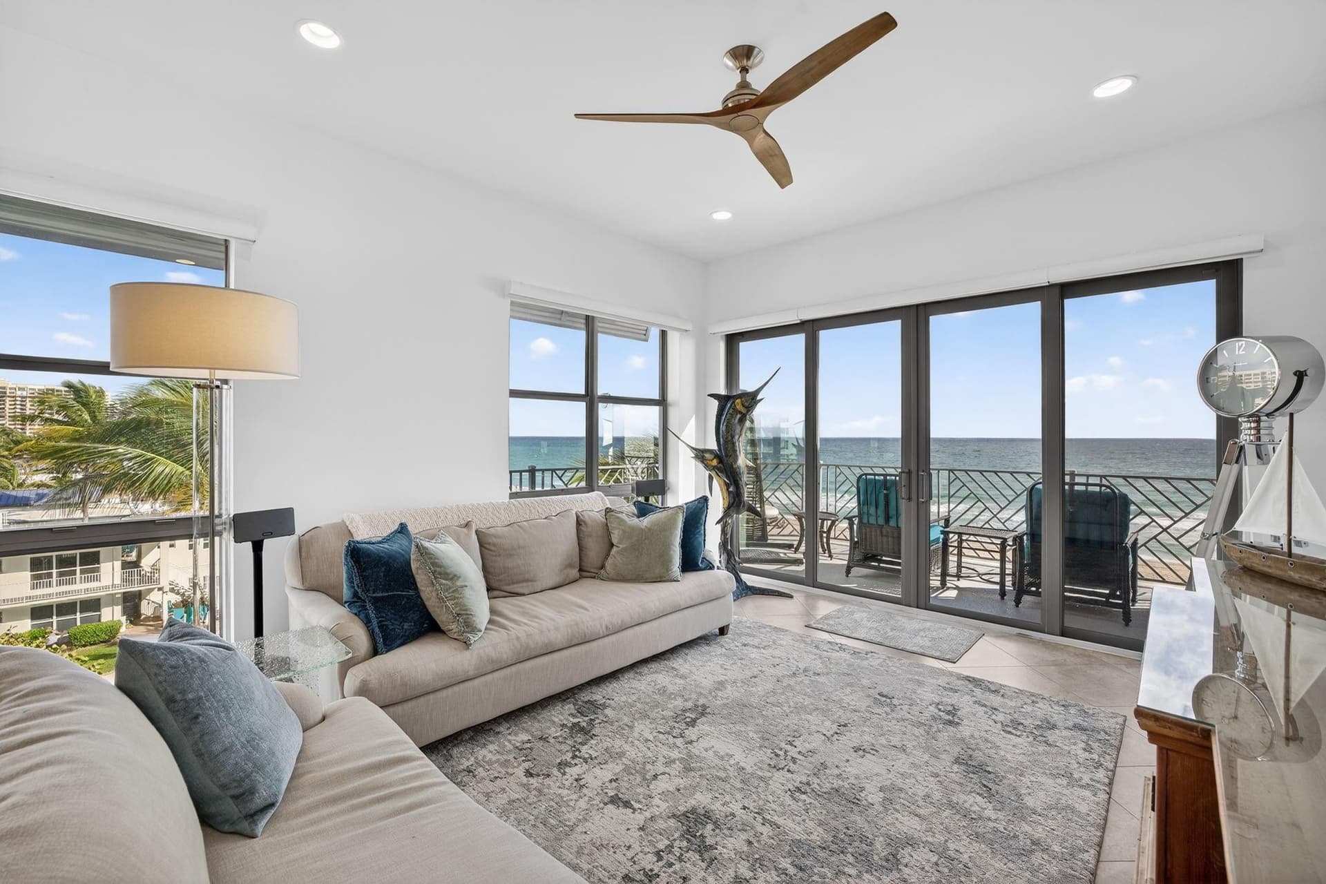 4510 El Mar Drive PH-405, Lauderdale-By-The-Sea, FL 33308 in Lauderdale-By-The-Sea - property photo 8