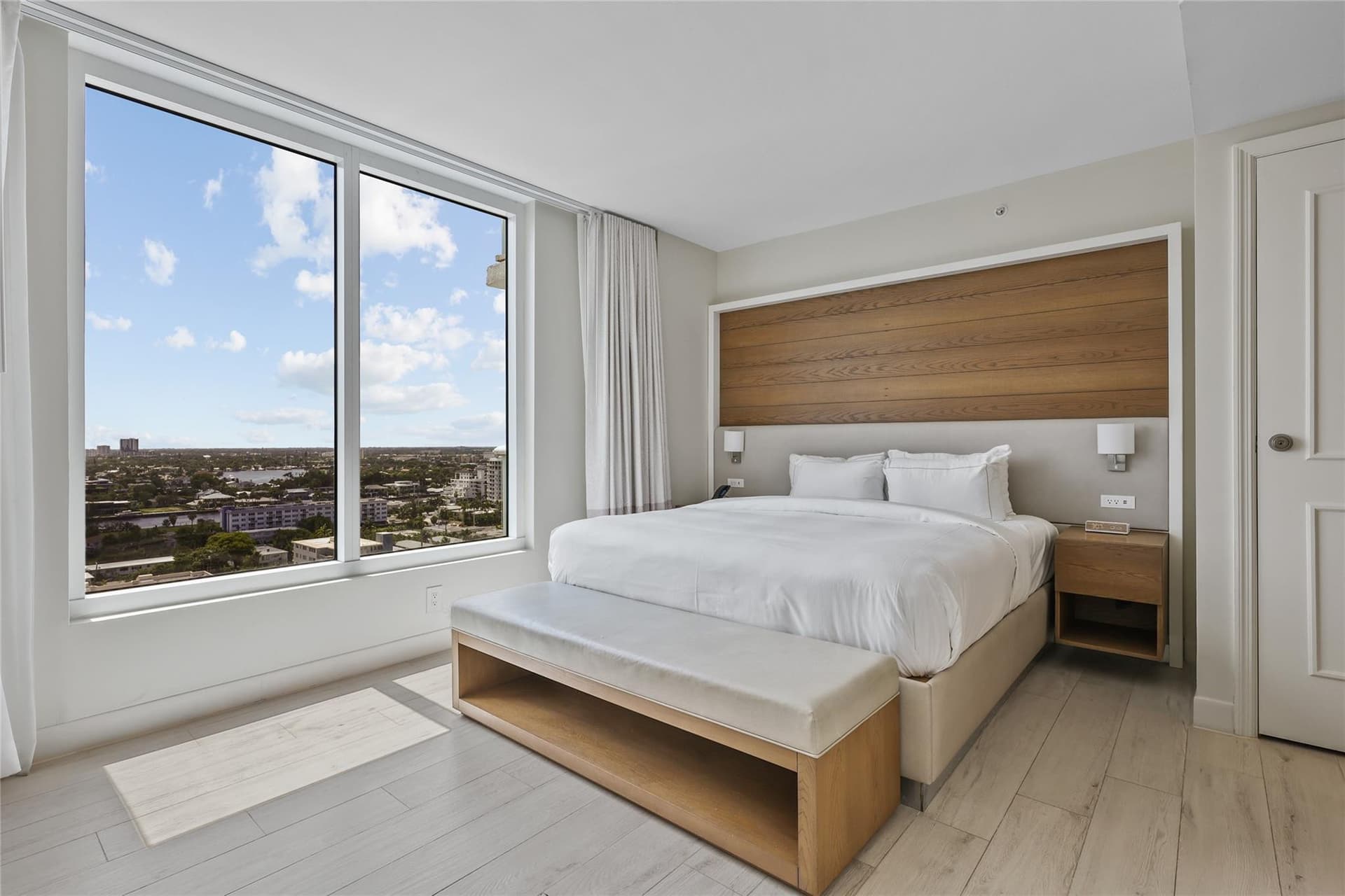 505 N Fort Lauderdale Bch Boulevard 1702, Fort Lauderdale, FL 33304 in Fort Lauderdale - property photo 5