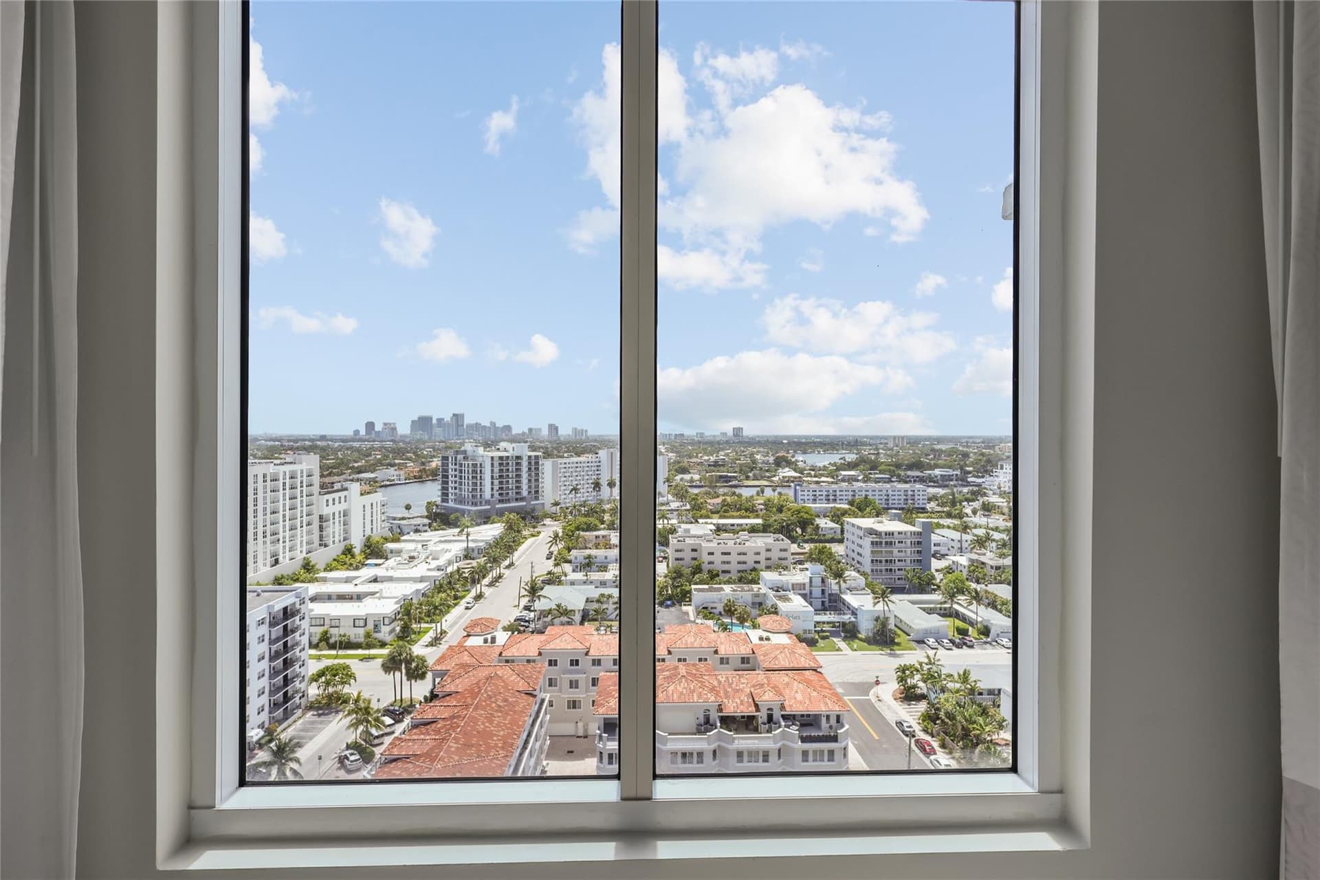 505 N Fort Lauderdale Bch Boulevard 1702, Fort Lauderdale, FL 33304 in Fort Lauderdale - property photo 7