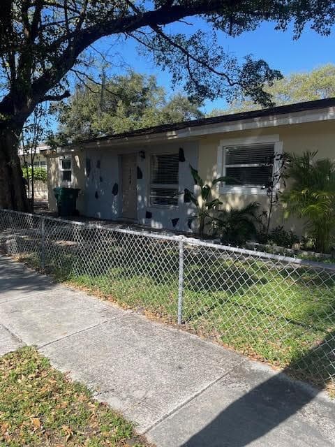 734 SW 8th Street, Dania Beach, FL 33004 in Dania Beach - property photo