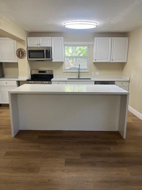 734 SW 8th Street, Dania Beach, FL 33004 in Dania Beach - property photo 6