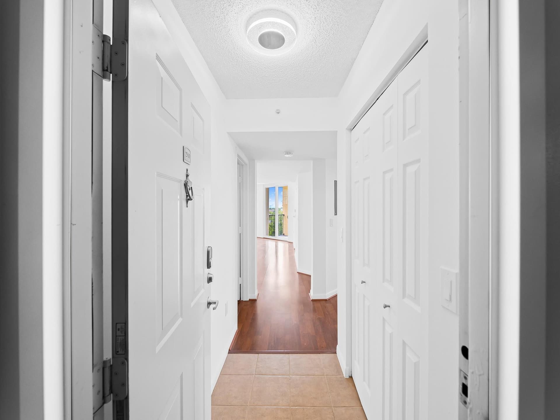 520 SE 5th Avenue 2510, Fort Lauderdale, FL 33301 in Fort Lauderdale - property photo 8