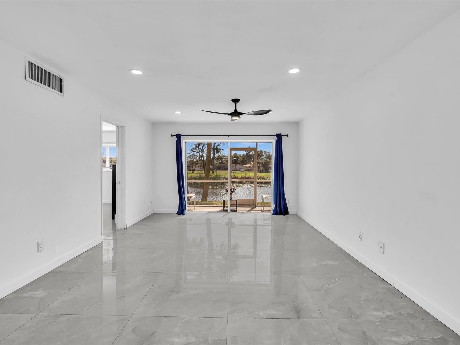 2451 SW 82nd Avenue 108, Davie, FL 33324 in Davie - property photo 2