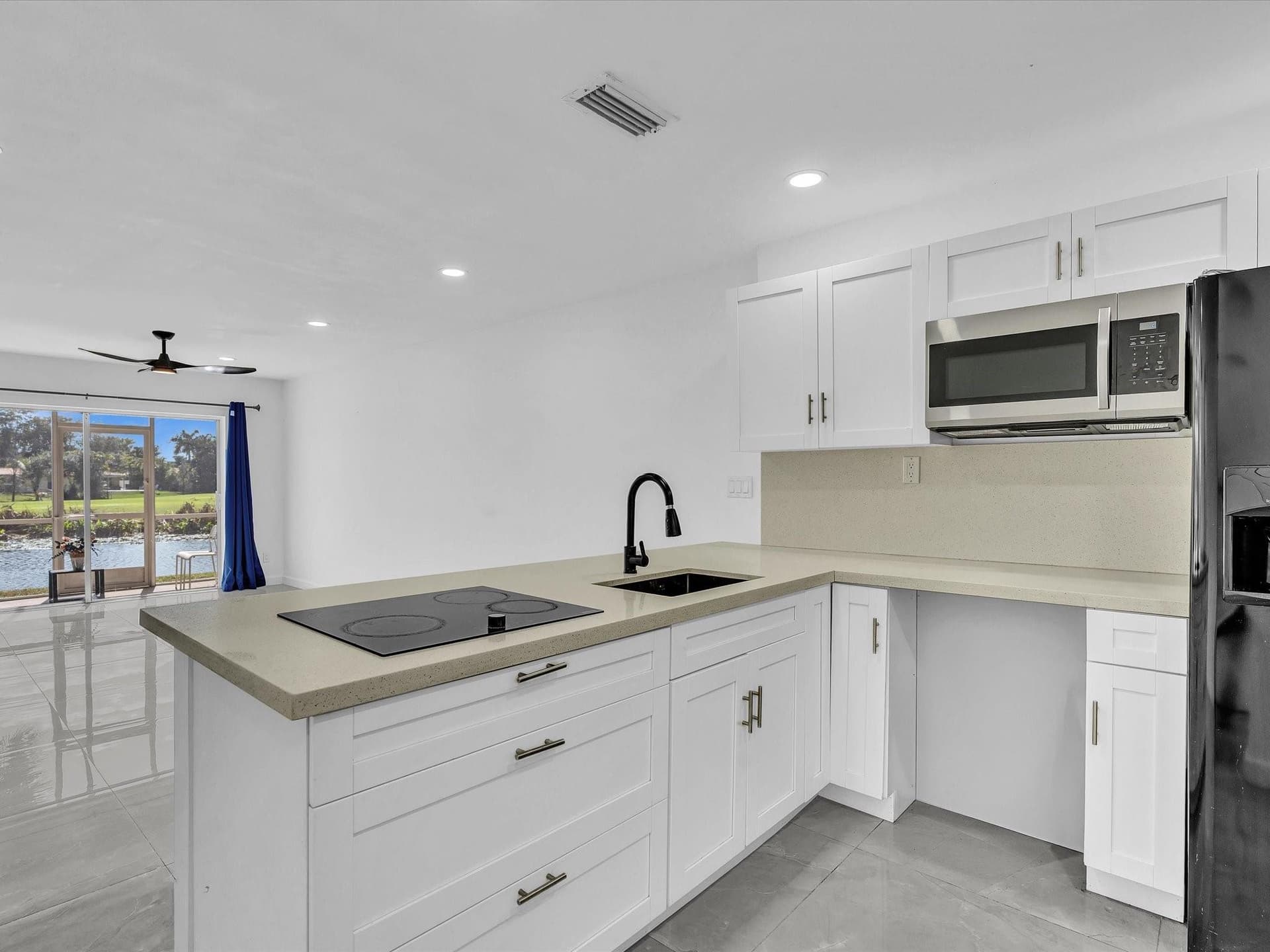 2451 SW 82nd Avenue 108, Davie, FL 33324 in Davie - property photo 8