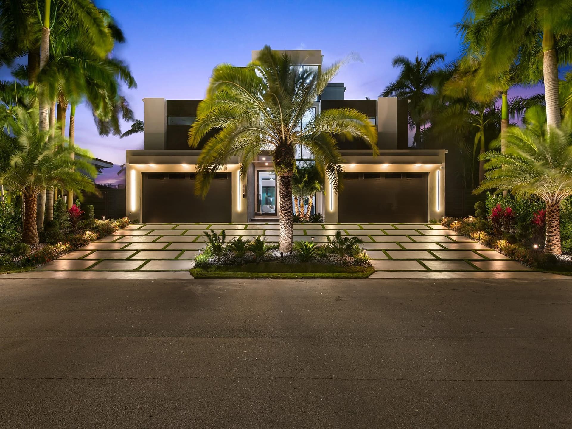 111 Fiesta Way, Fort Lauderdale, FL 33301 in Fort Lauderdale - property photo 2