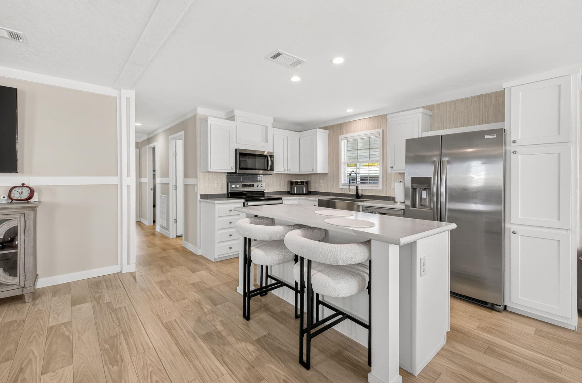 58012 Bahama Bay in Boynton Beach / JAMAICA BAY MOBILE HOME CO OP
