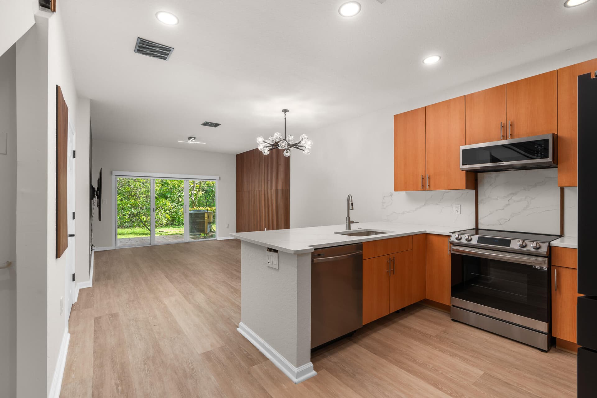 2543 NW 31st Court 2543, Oakland Park, FL 33309 in Oakland Park - property photo 6