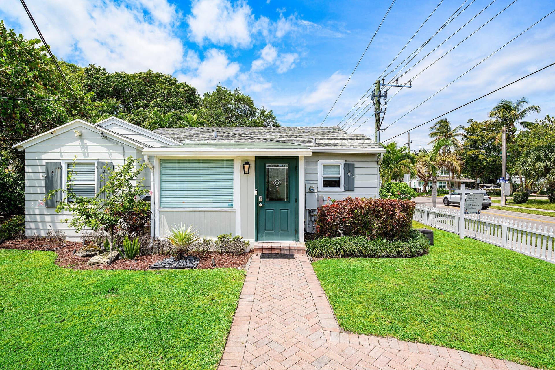 145 N Swinton Avenue, Delray Beach, FL 33444 in Delray Beach - property photo 3
