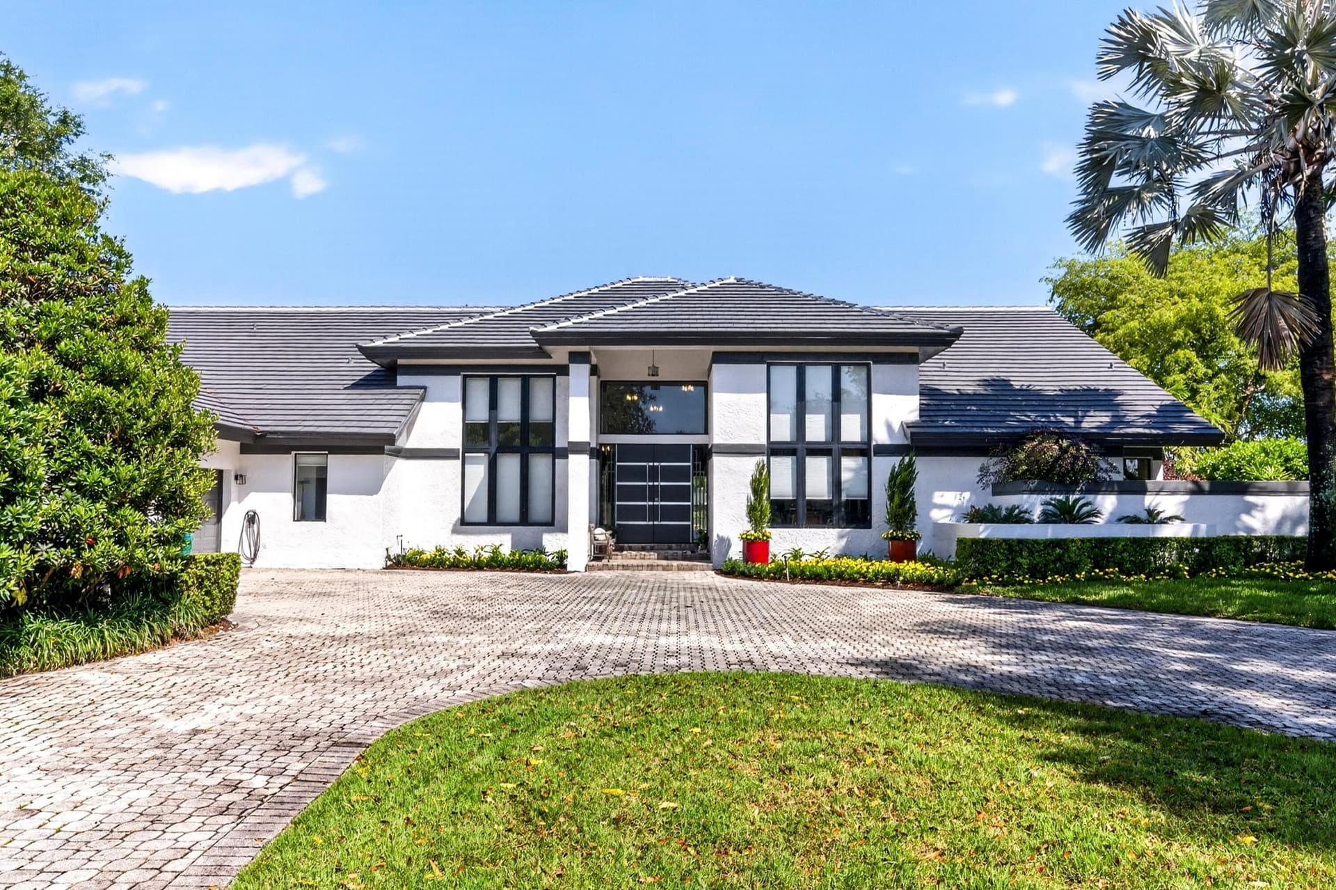 7031 Ventura Court, Parkland, FL 33067 in Parkland - property photo 4