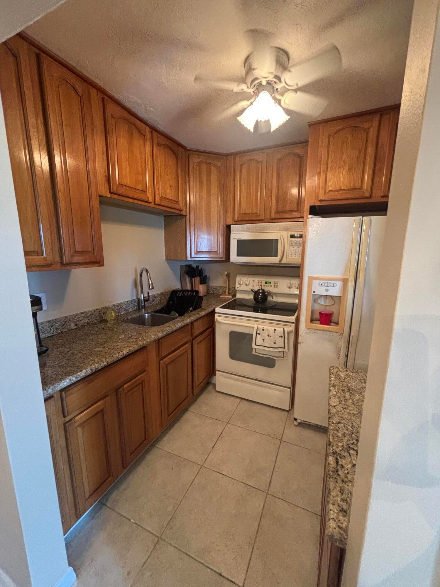 170 Horizons E 110, Boynton Beach, FL 33435 in Boynton Beach - property photo 8