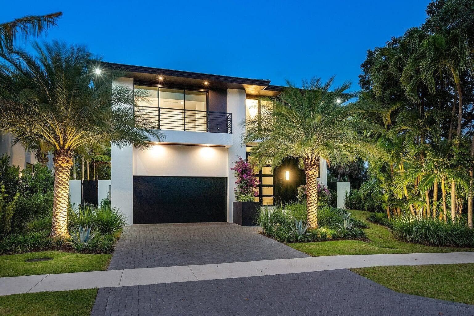 775 W Park Dr Drive in Boca Raton / BOCA RATONE POR LA MAR