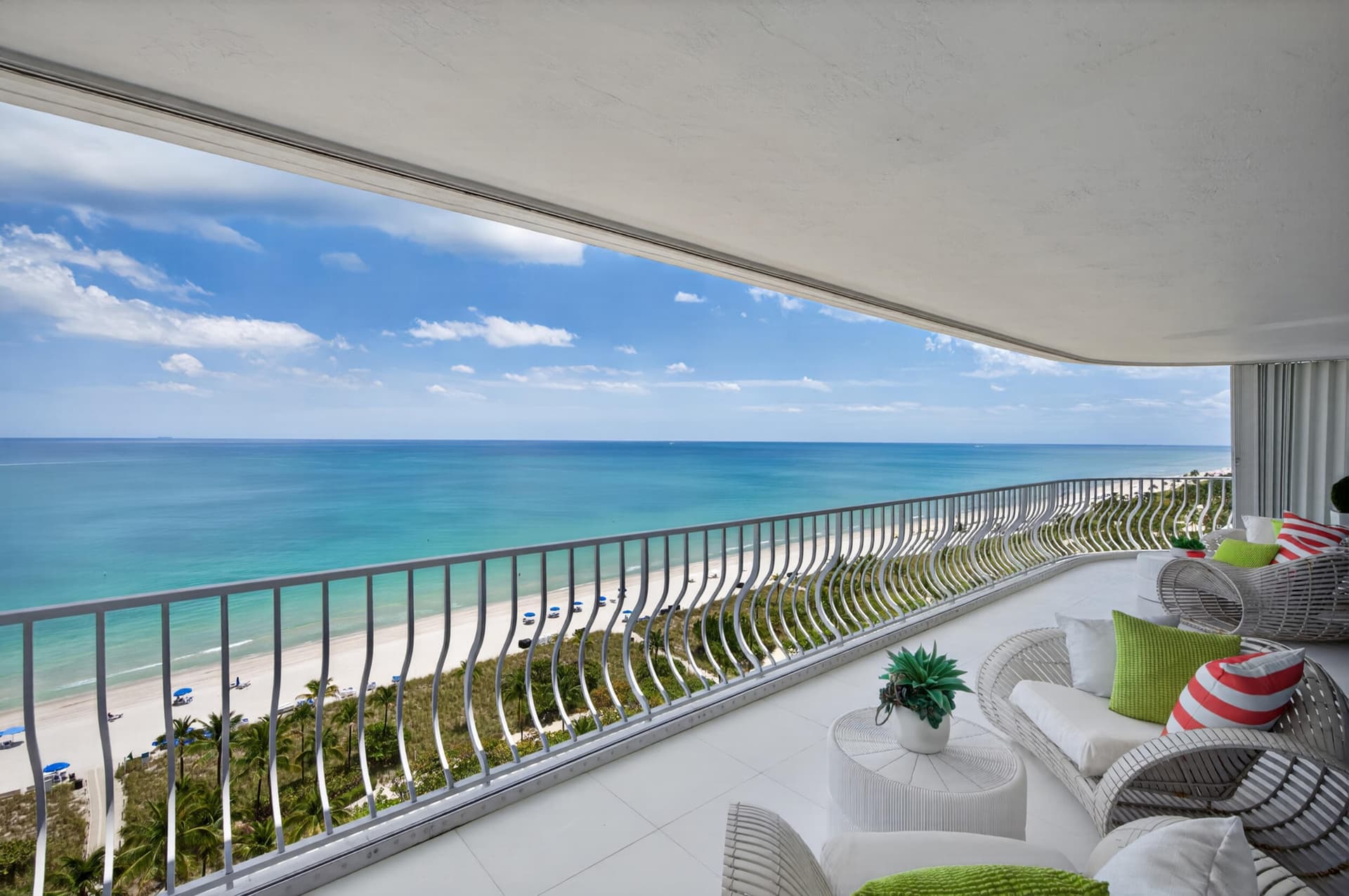 10155 Collins Avenue 1401, Bal Harbour, FL 33154 in Bal Harbour - property photo 4