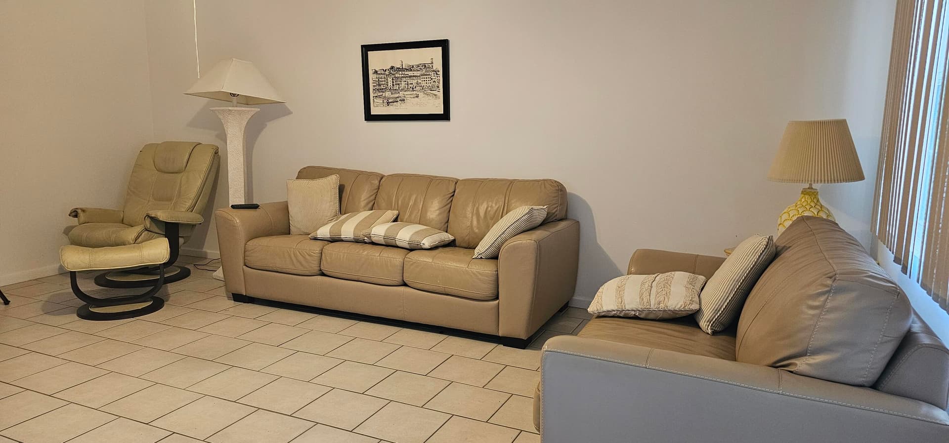 263 Suffolk G, Boca Raton, FL 33434 in Boca Raton - property photo 2