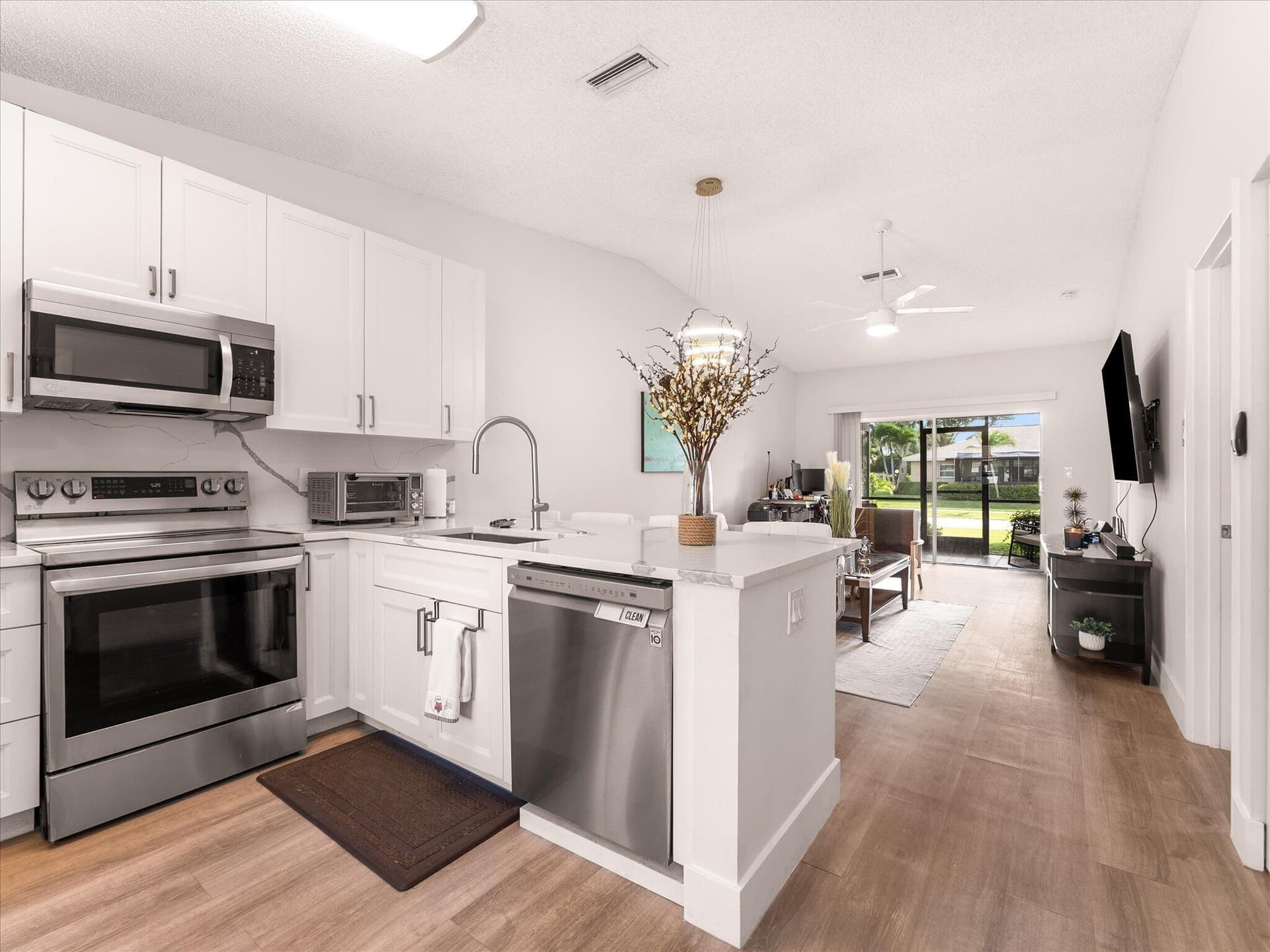 18861 Argosy Drive, Boca Raton, FL 33496 in Boca Raton - property photo 2