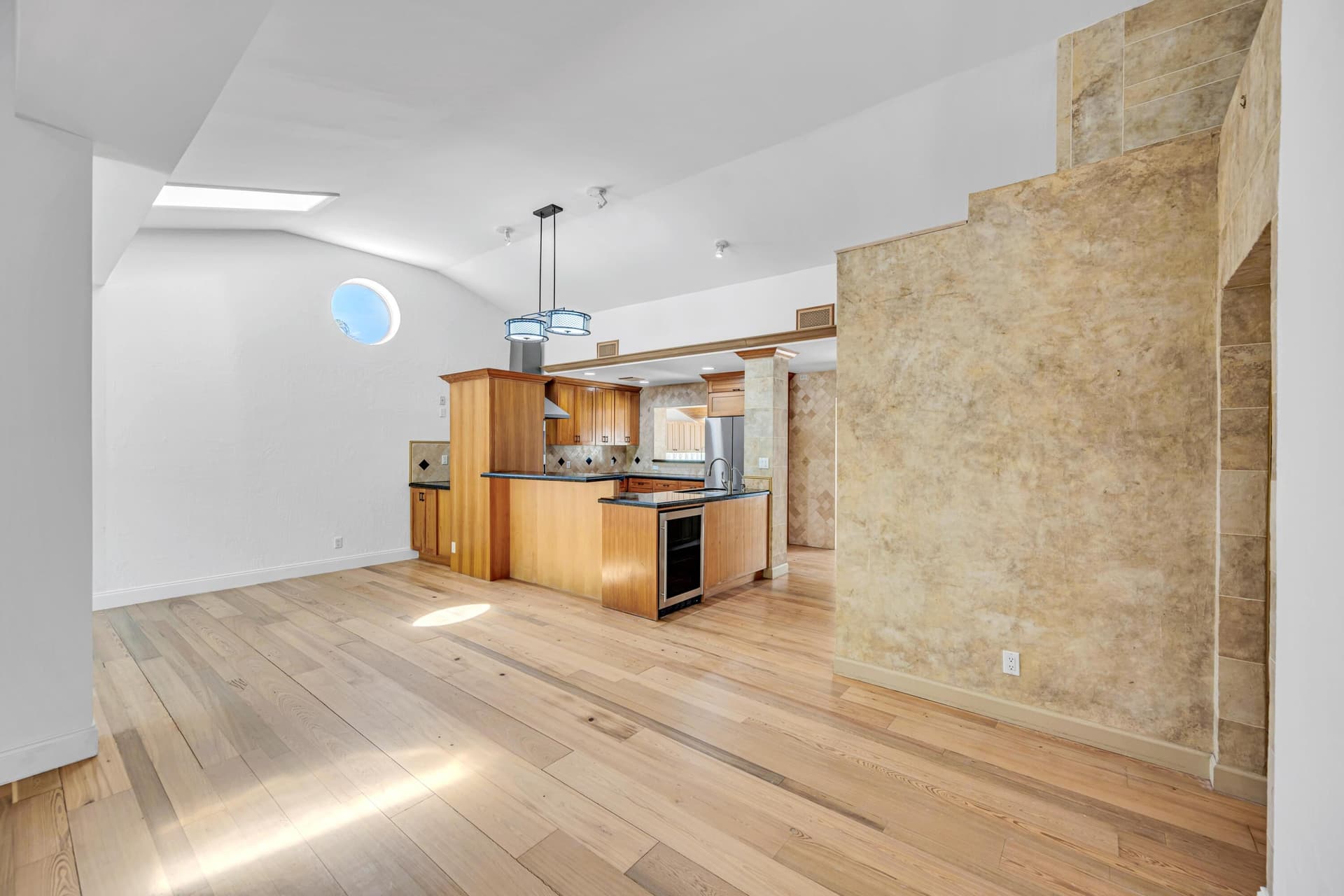 1413 NE 4th Court, Fort Lauderdale, FL 33301 in Fort Lauderdale - property photo 8