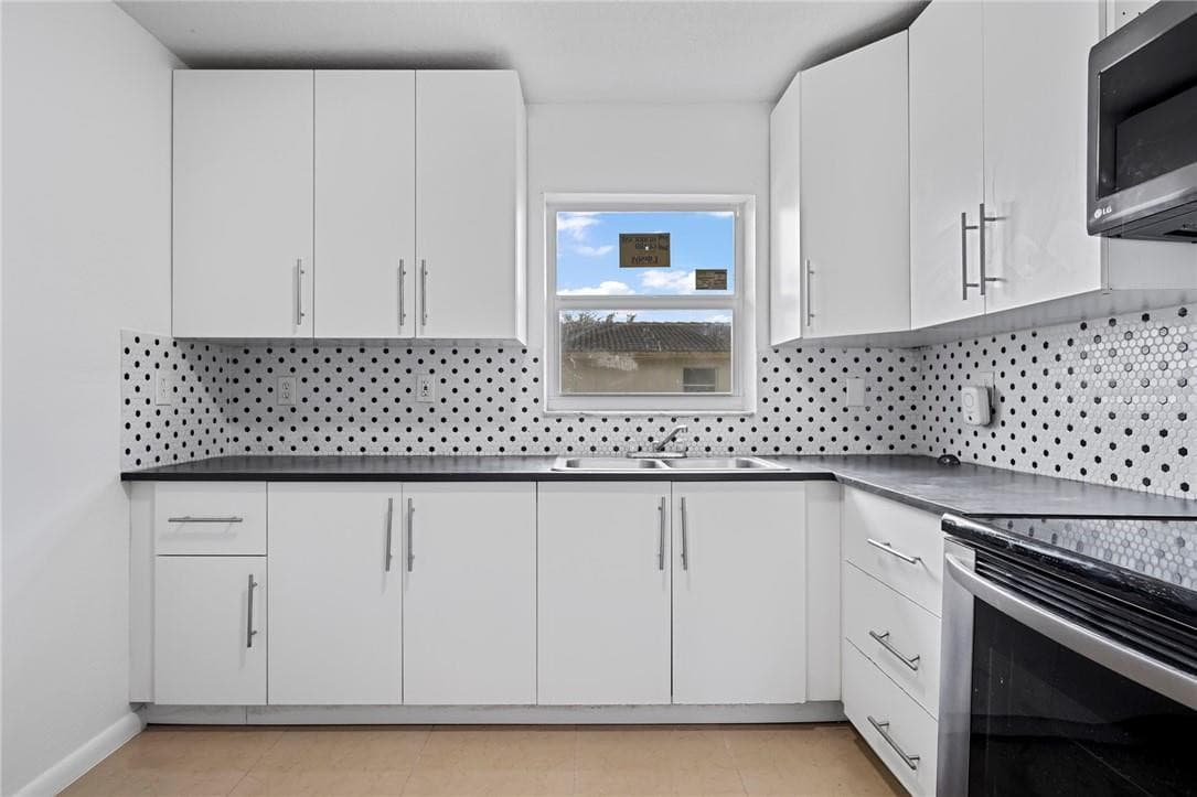 3100 Coral Springs Drive #2a in Coral Springs / VILLAS AT CORAL SPRINGS