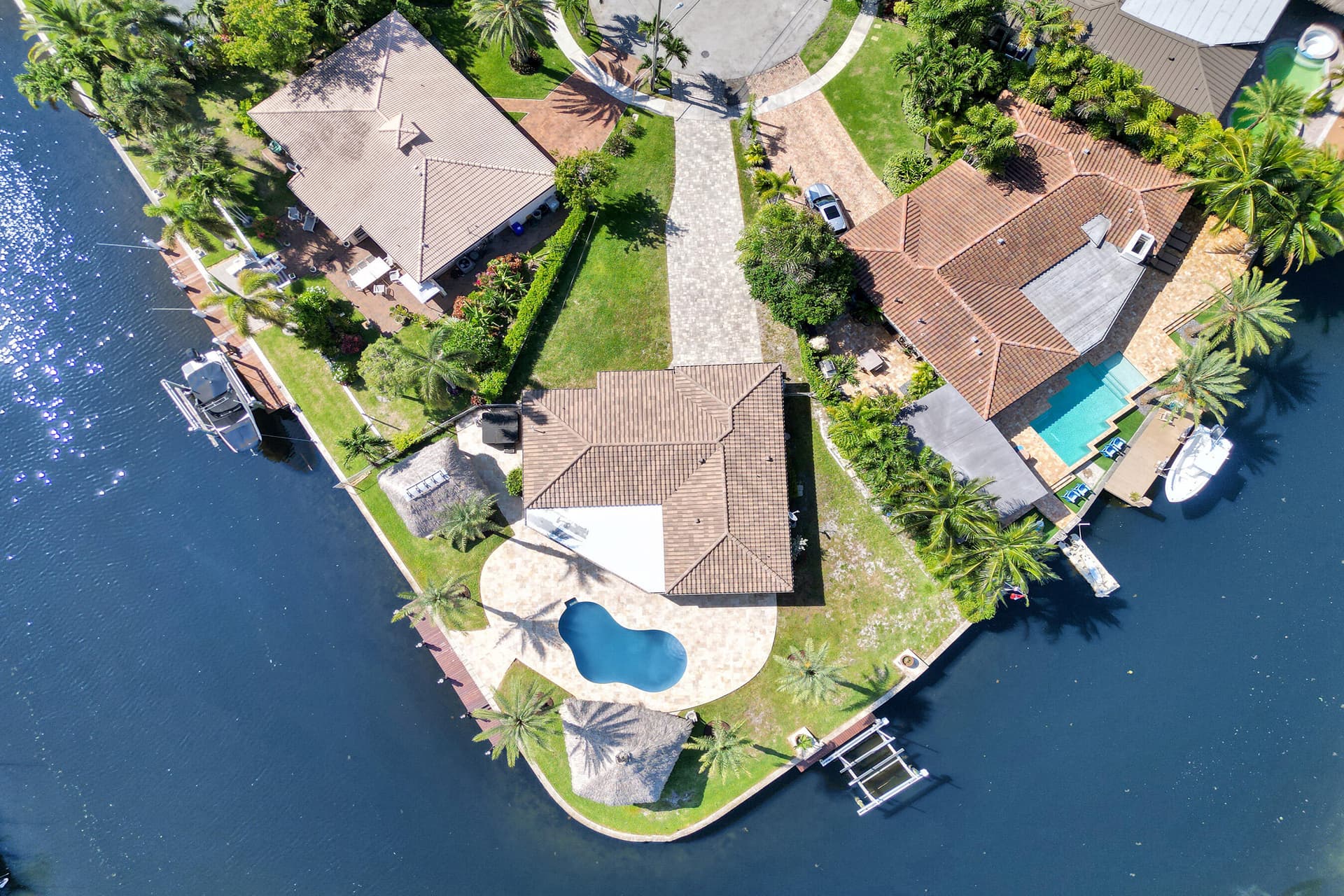 271 SE 5th Terrace, Pompano Beach, FL 33060 in Pompano Beach - property photo 3