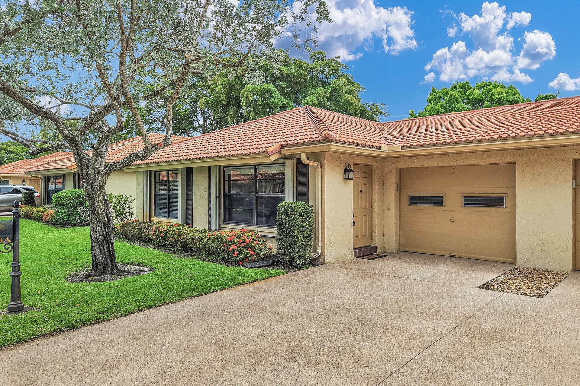 4450 Nutmeg Tree Lane #A in Boynton Beach / BENT TREE VILLAS WEST CONDO