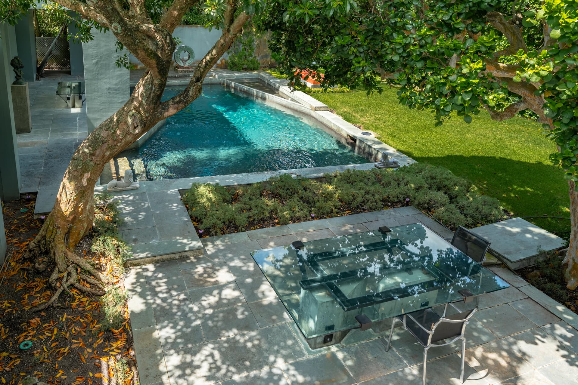 1496 N Lake Way in Palm Beach / BOCA RATONE CO INLET
