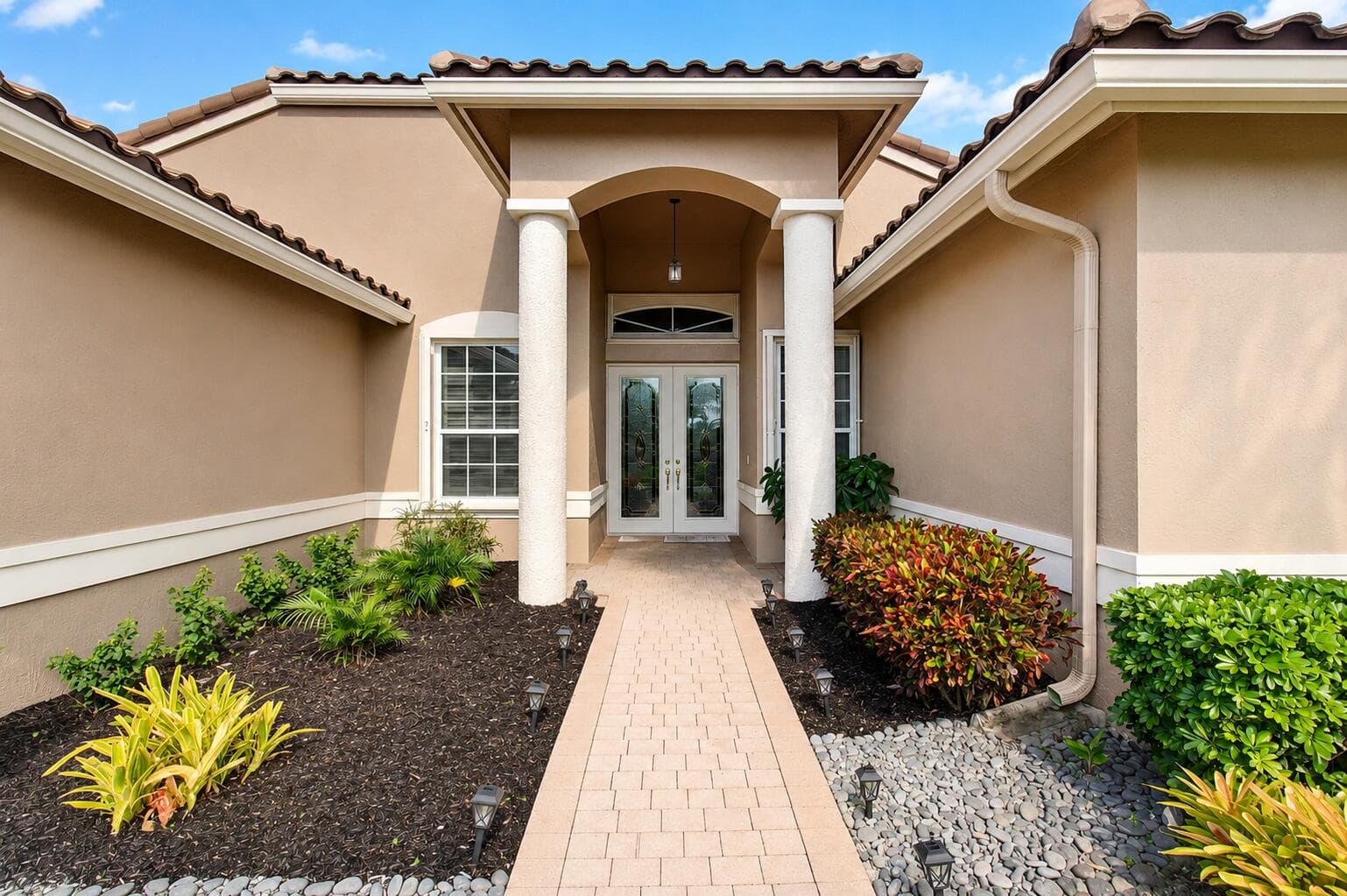 8969 Torcello Way, Boynton Beach, FL 33472 in Boynton Beach - property photo 2