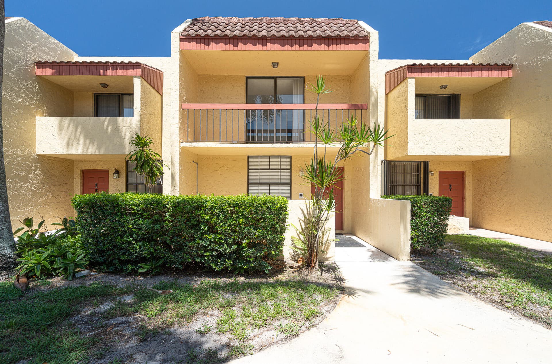 769 SE 1st Way 85, Deerfield Beach, FL 33441 in Deerfield Beach - property photo 2