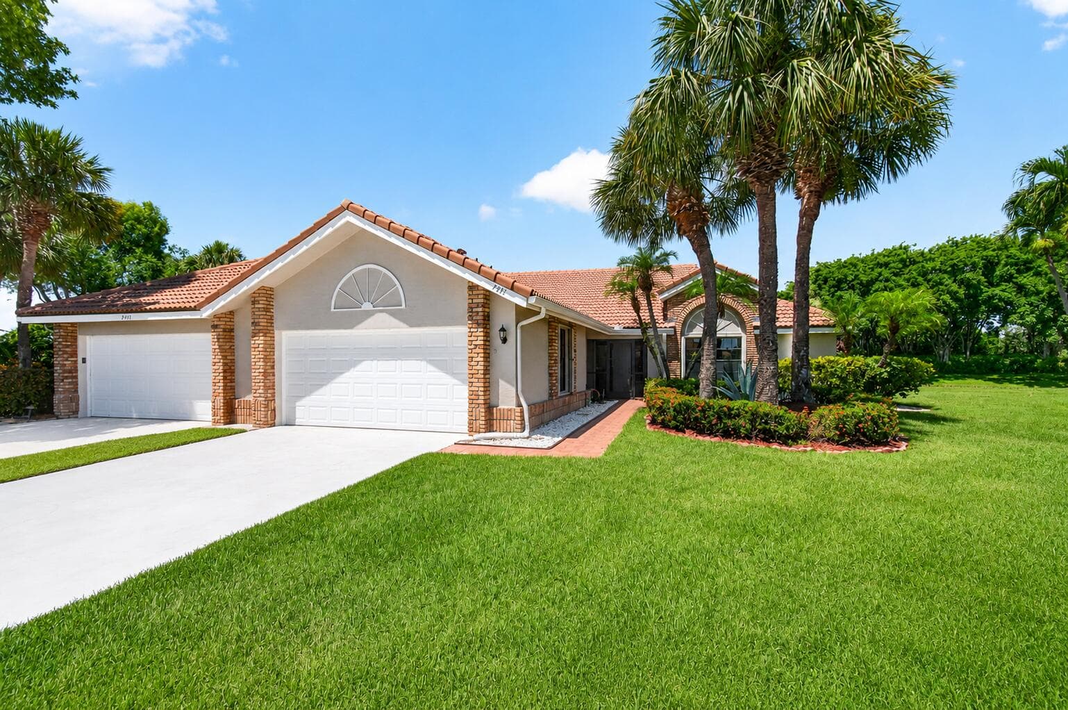 7481 Hearth Stone Avenue in Boynton Beach / ABERDEEN COUNTRY CLUB