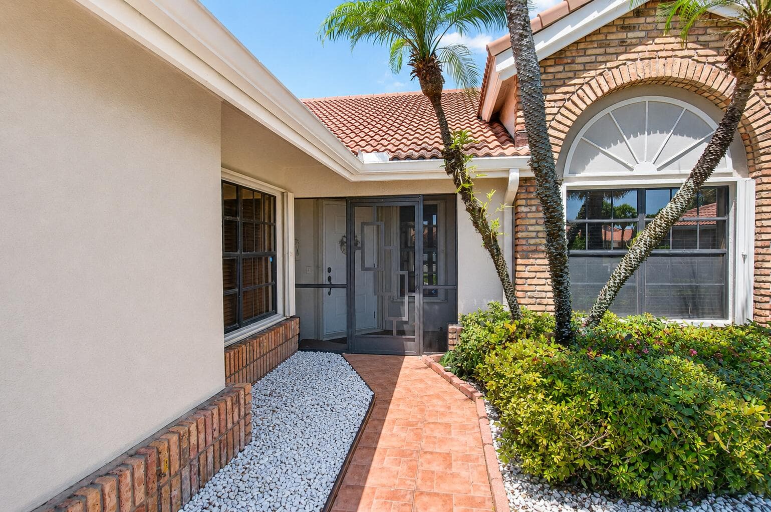 7481 Hearth Stone Avenue, Boynton Beach, FL 33472 in Boynton Beach - property photo 2