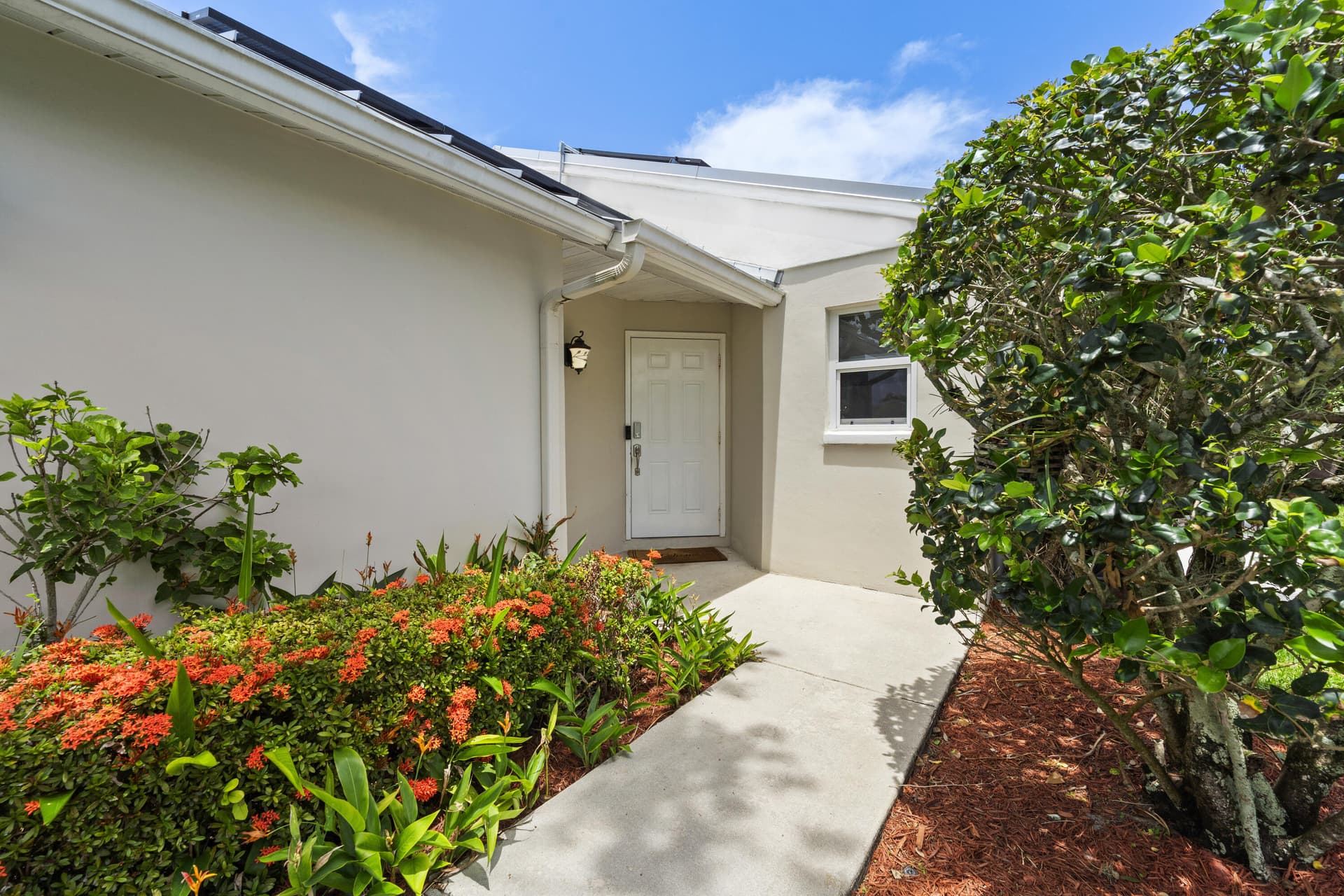 1264 Pine Sage Circle, West Palm Beach, FL 33409 in West Palm Beach - property photo 3