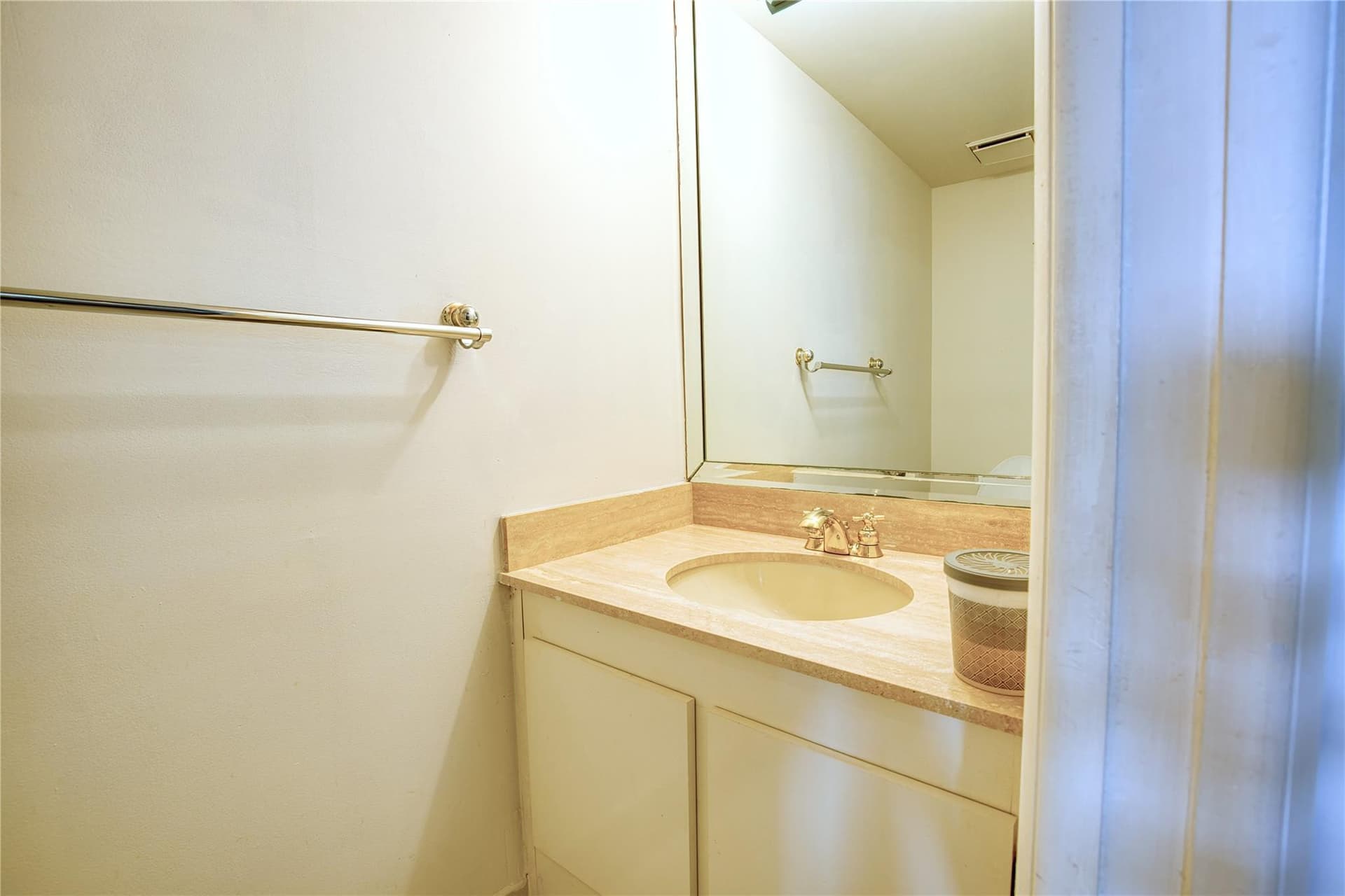 520 N Ocean Boulevard 13, Pompano Beach, FL 33062 in Pompano Beach - property photo 8