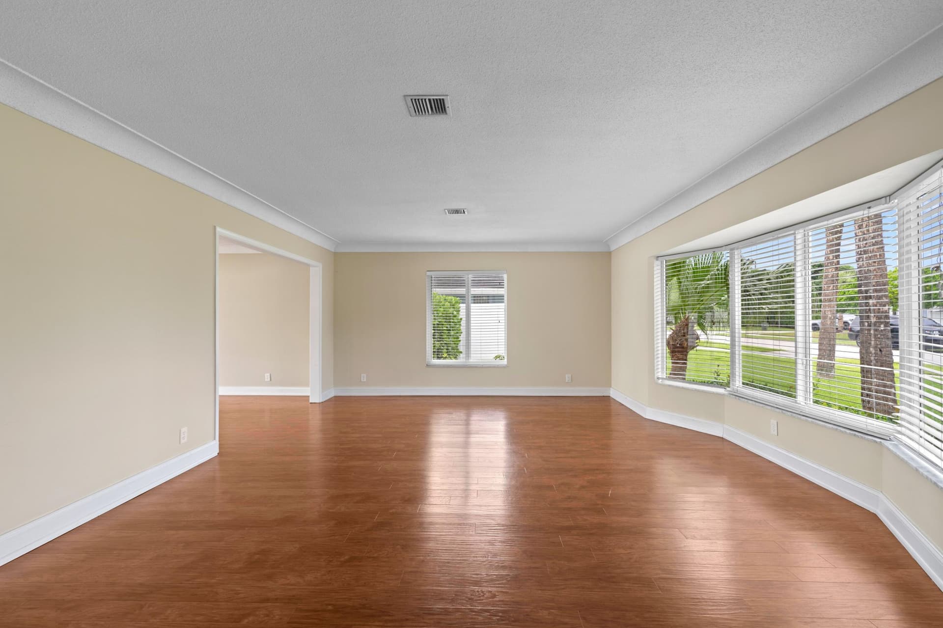 1375 SW 14th Avenue, Boca Raton, FL 33486 in Boca Raton - property photo 6