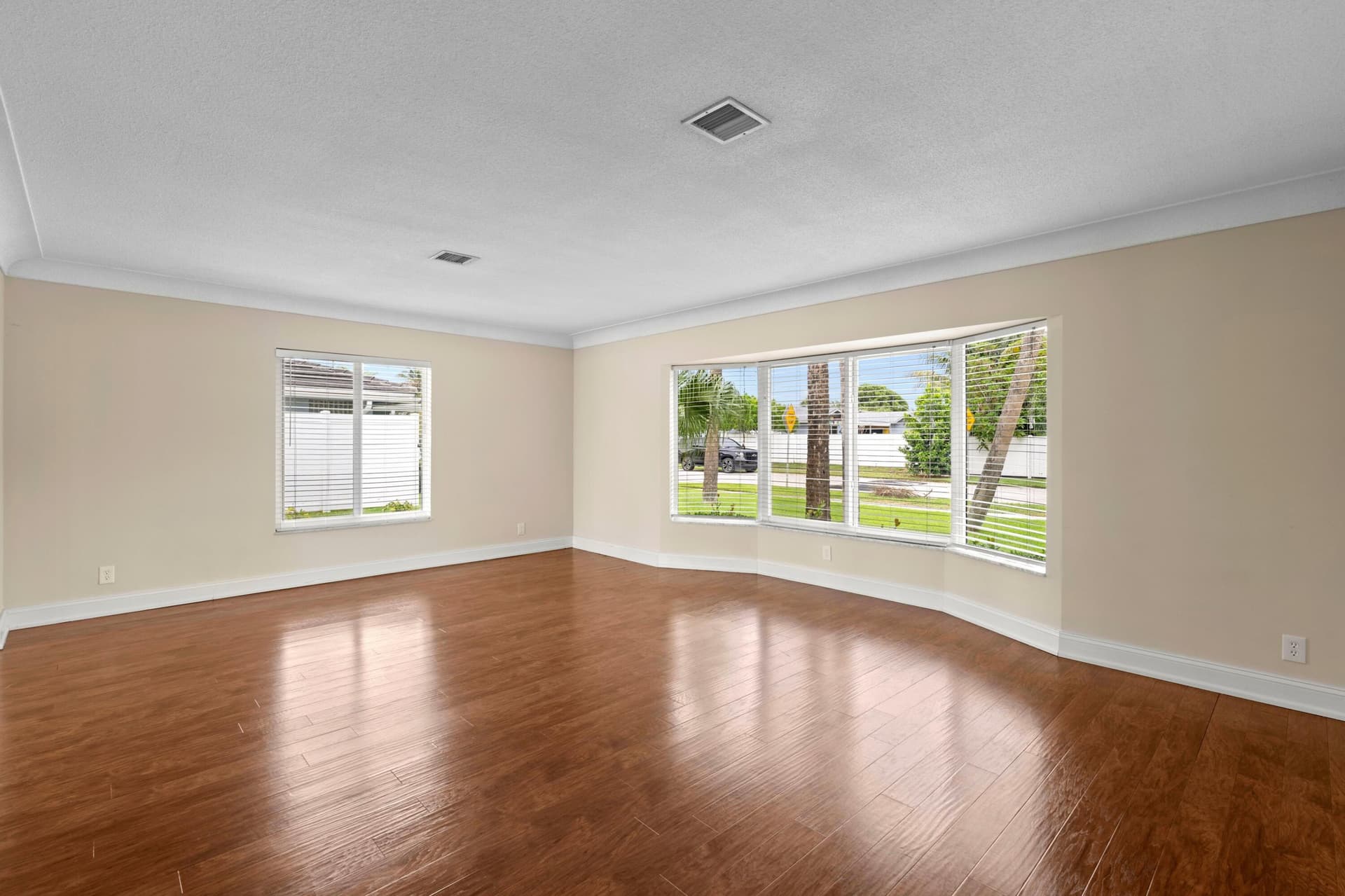1375 SW 14th Avenue, Boca Raton, FL 33486 in Boca Raton - property photo 7