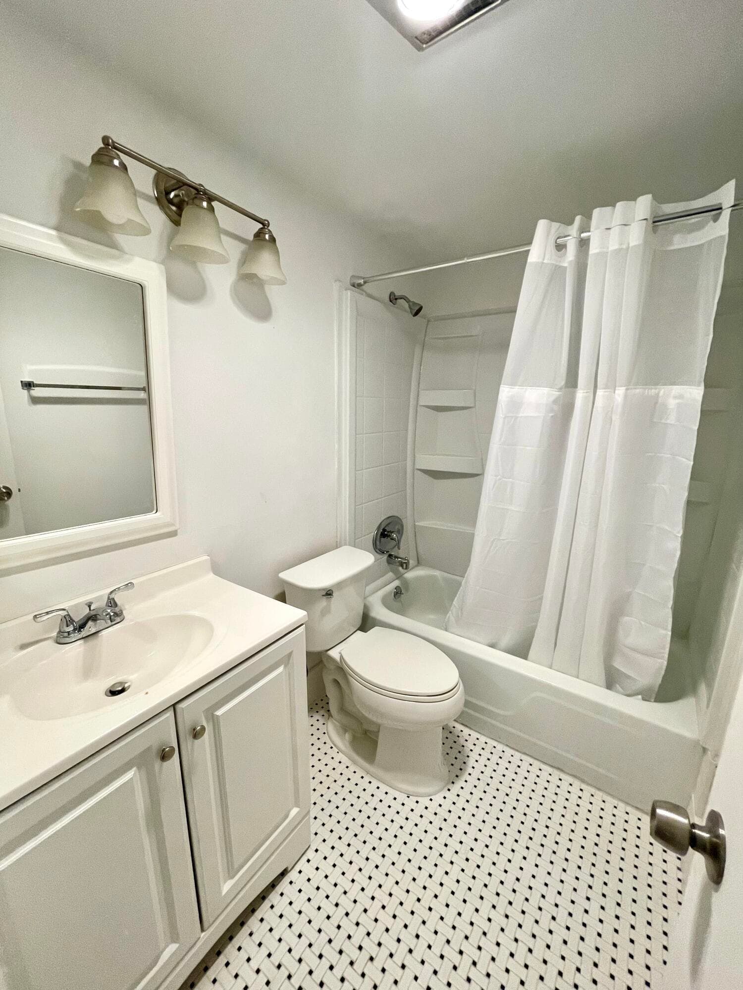 203 Easthampton I, West Palm Beach, FL 33417 in West Palm Beach - property photo 5
