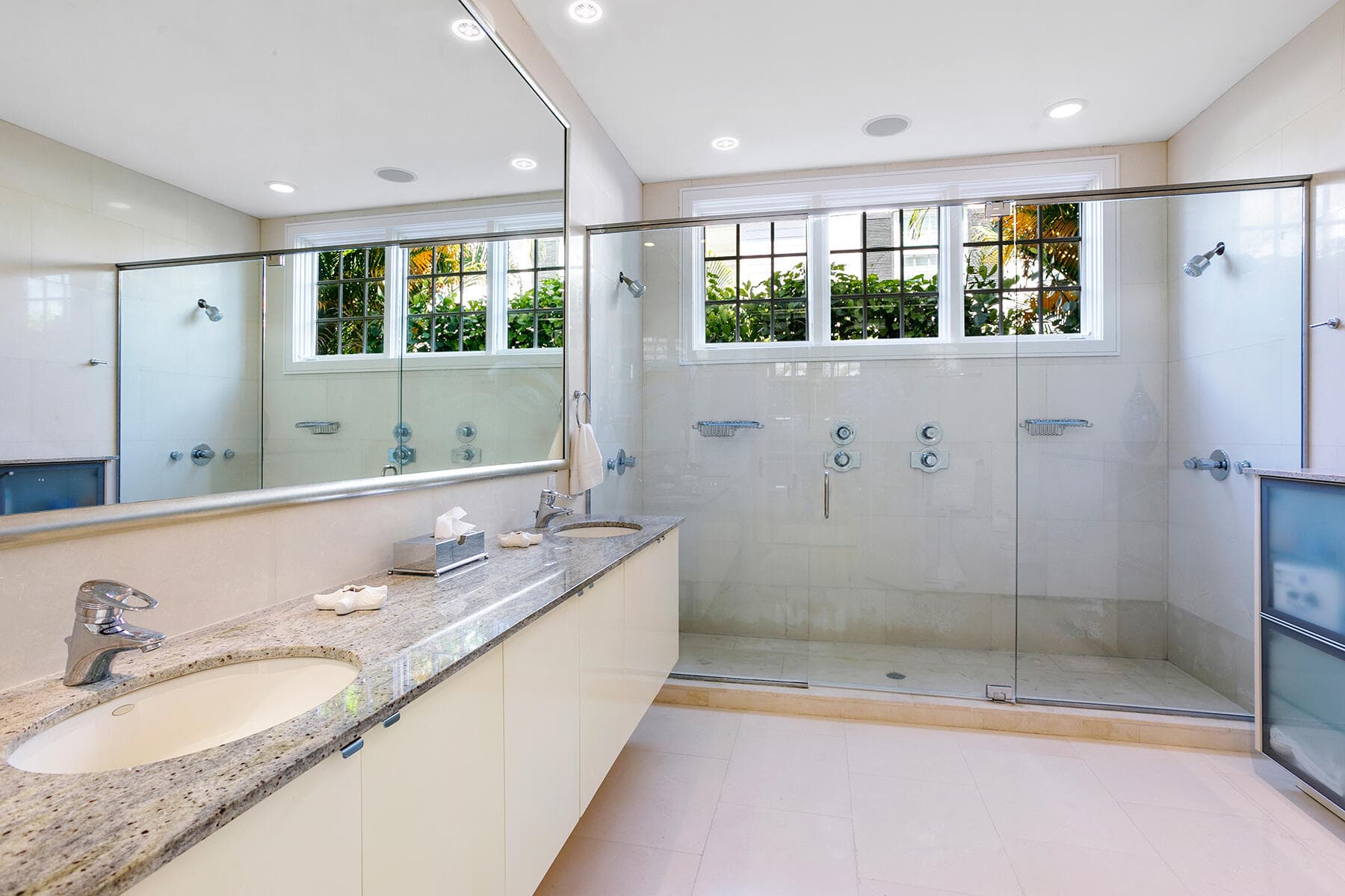 222 Monterey Road, Palm Beach, FL 33480 in Palm Beach - property photo 8