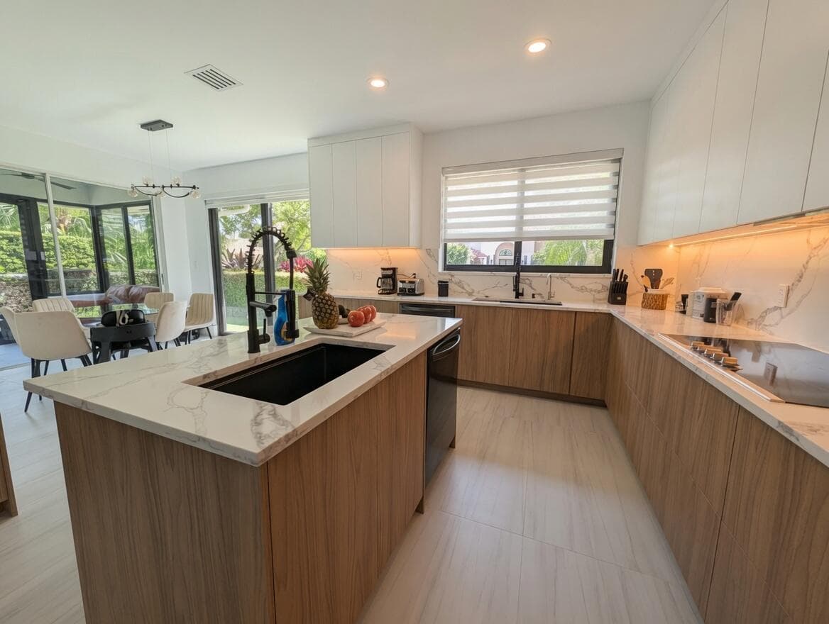 21312 Greenwood Court, Boca Raton, FL 33433 in Boca Raton - property photo 5