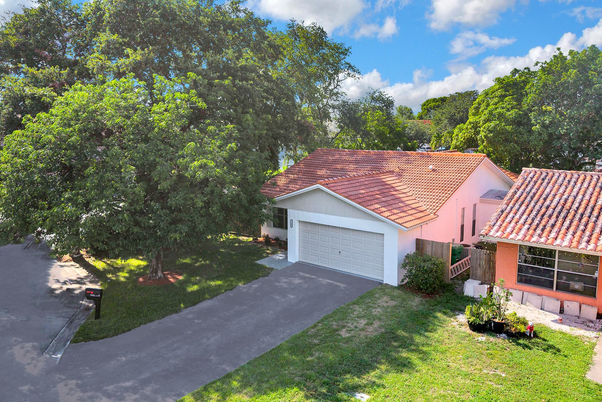 11603 NW 26th Street, Coral Springs, FL 33065 in Coral Springs - property photo 3