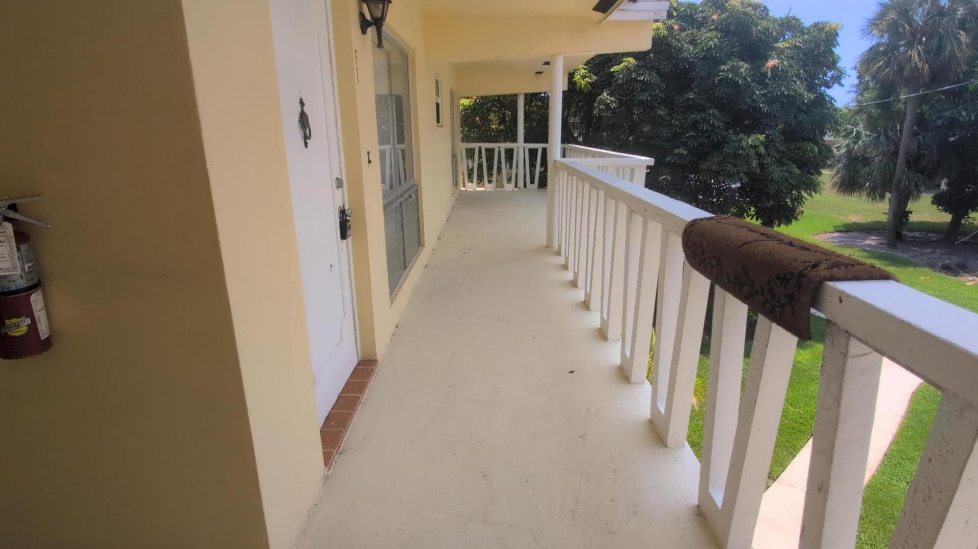 2755 NE 28th Avenue F1, Lighthouse Point, FL 33064 in Lighthouse Point - property photo 3
