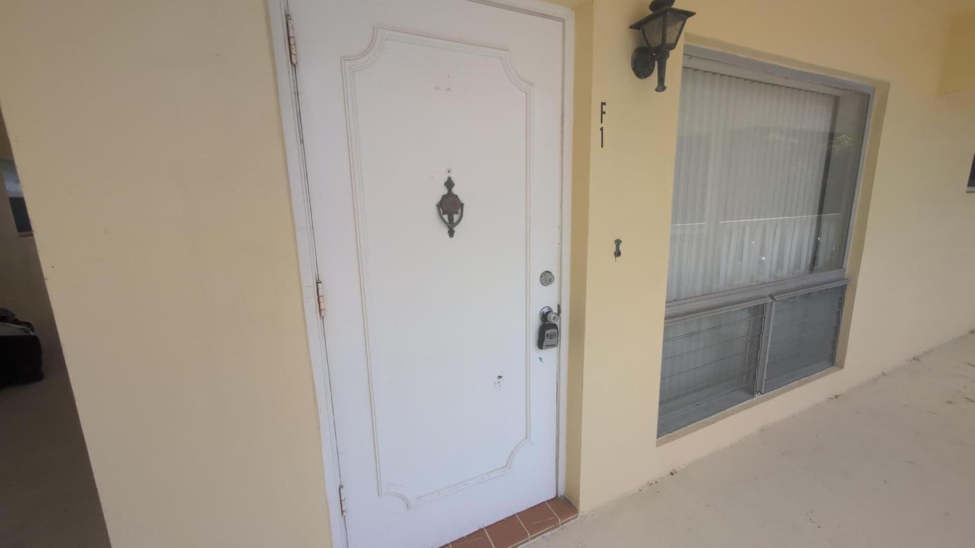 2755 NE 28th Avenue F1, Lighthouse Point, FL 33064 in Lighthouse Point - property photo 2