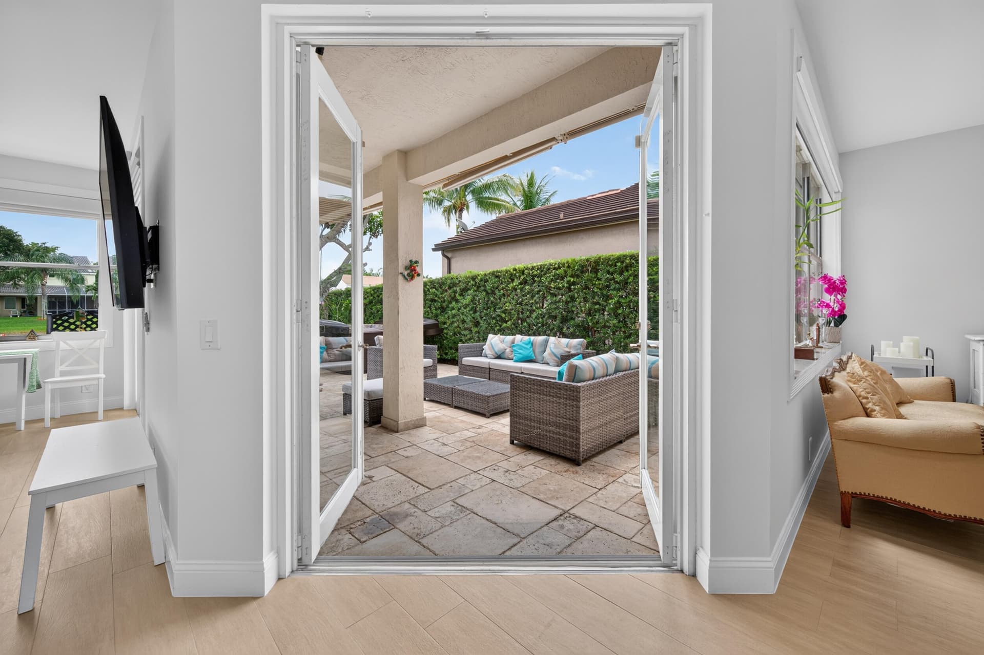 229 E Bayridge Drive, Weston, FL 33326 in Weston - property photo 8