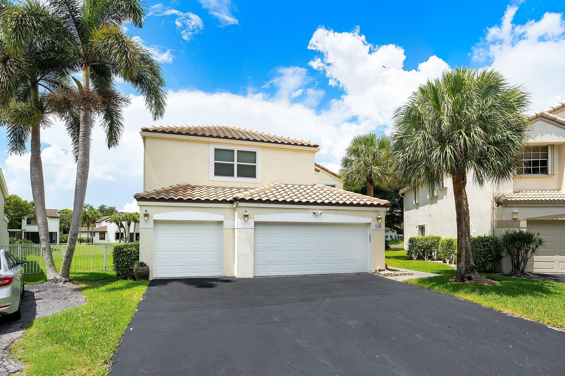 6240 NW 76th Court in Parkland / TERRAMAR ONE