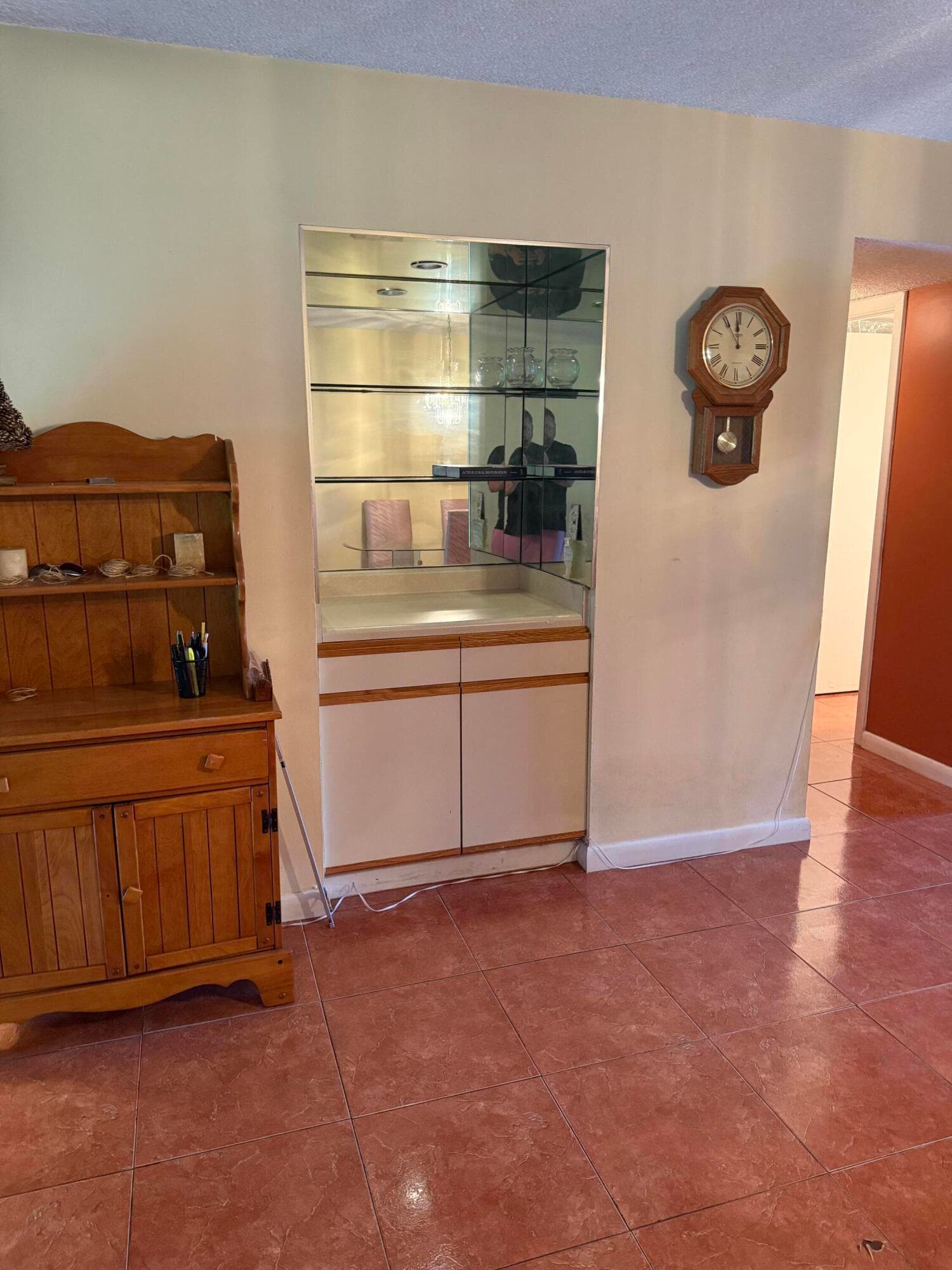 9440 SW 8th Street 110, Boca Raton, FL 33428 in Boca Raton - property photo 3